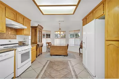 13287 Sea Gull Drive, Victorville, CA 92395 - Photo 17