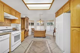 13287 Sea Gull Dr, Victorville, CA 92395 - Photo 17