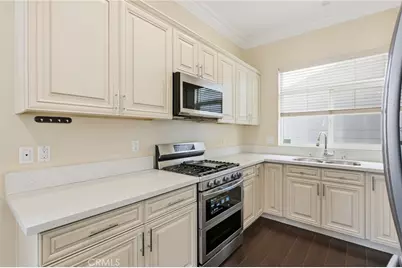 7608 Ani Way, North Hollywood, CA 91605 - Photo 5