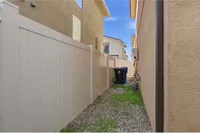 7608 Ani Way, North Hollywood, CA 91605 - Photo 41