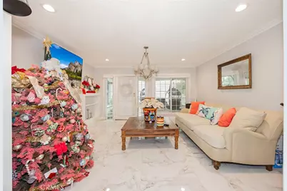 4019 S Van Ness Avenue, Los Angeles, CA 90062 - Photo 5