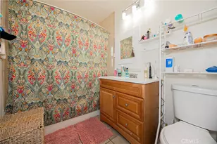 4019 S Van Ness Ave, Los Angeles, CA 90062 - Photo 21