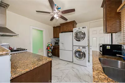 4019 S Van Ness Avenue, Los Angeles, CA 90062 - Photo 15