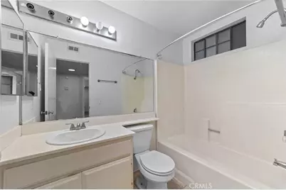 202 Evergreen Court, Azusa, CA 91702 - Photo 7