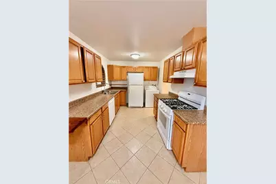 305 Beverly Avenue, Barstow, CA 92311 - Photo 5