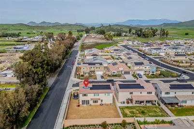 32813 Oakland, Winchester, CA 92596 - Photo 39