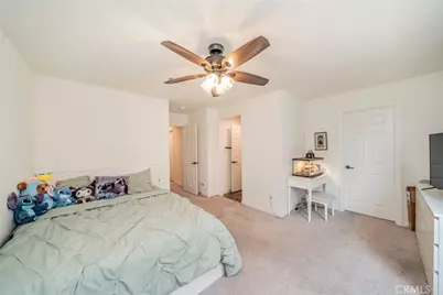 32813 Oakland, Winchester, CA 92596 - Photo 29