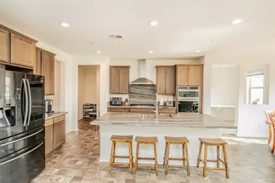 32813 Oakland, Winchester, CA 92596 - Photo 13