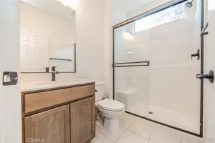 32813 Oakland, Winchester, CA 92596 - Photo 17