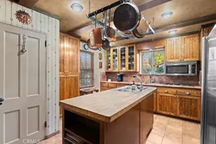 472 W 10th St, Claremont, CA 91711 - Photo 25