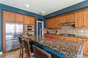 10889 Cameron Ct, Corona, CA 92883 - Photo 17