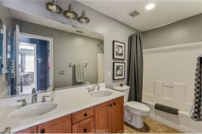 10889 Cameron Court, Corona, CA 92883 - Photo 27