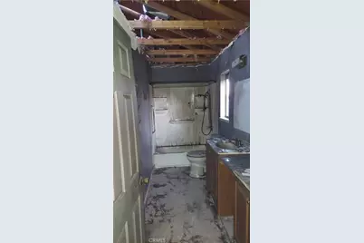 8920 Summerwood, Fontana, CA 92335 - Photo 5