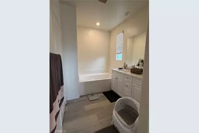 8801 Festival, Chino, CA 91708 - Photo 9