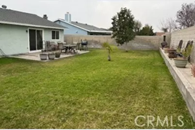 15516 Raymond, Fontana, CA 92336 - Photo 11