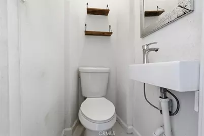 6530 Denver, Los Angeles, CA 90044 - Photo 19