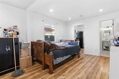 6530 Denver, Los Angeles, CA 90044 - Photo 11