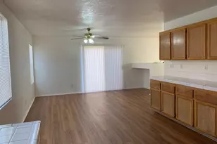 14813 Carter, Victorville, CA 92394 - Photo 7