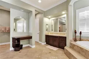 11885 Lamplighter, Oak Hills, CA 92344 - Photo 23