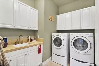 11885 Lamplighter, Oak Hills, CA 92344 - Photo 13