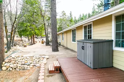 33303 Lake View Drive, Arrowbear, CA 92382 - Photo 47