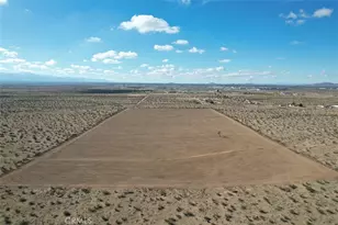 9 Bellflower St, Adelanto, CA 92301 - Photo 1