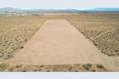 7 Jonathan St, Adelanto, CA 92301 - Photo 3