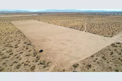 7 Jonathan St, Adelanto, CA 92301 - Photo 1