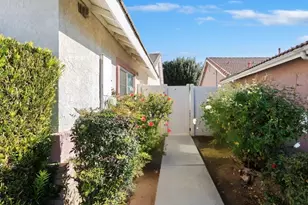 7787 Gold Buckle Ct, Highland, CA 92346 - Photo 23