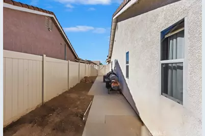 7787 Gold Buckle Court, Highland, CA 92346 - Photo 21