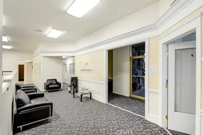 401 W 4th Street, San Bernardino, CA 92401 - Photo 27