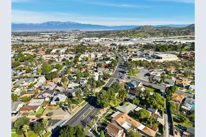 808 E Grand Blvd, Corona, CA 92879 - Photo 43