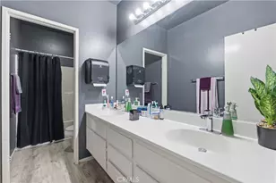 15817 Desert Pass, Adelanto, CA 92301 - Photo 25