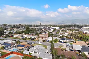 218 W Gragmont, Covina, CA 91722 - Photo 33