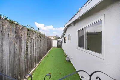 218 W Gragmont, Covina, CA 91722 - Photo 25