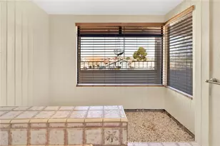 17800 Cresta Blanca Dr, Victorville, CA 92395 - Photo 35