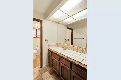 17800 Cresta Blanca Drive, Victorville, CA 92395 - Photo 25