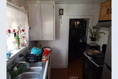 1031 S Ditman, Los Angeles, CA 90023 - Photo 13