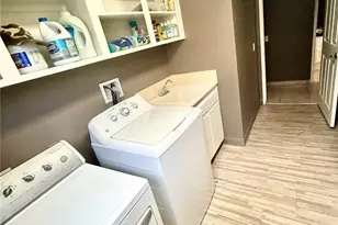 11691 Via Colina, Moreno Valley, CA 92555 - Photo 17