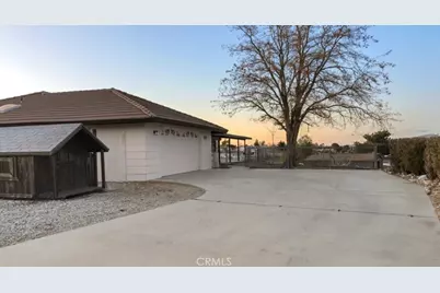 11562 Orchid Avenue, Hesperia, CA 92345 - Photo 9