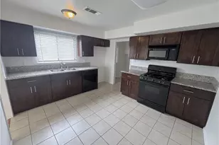 44450 Lowtree Ave, Lancaster, CA 93534 - Photo 9