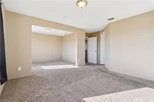 15015 Kitfox, Victorville, CA 92394 - Photo 37