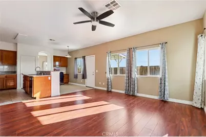 15015 Kitfox, Victorville, CA 92394 - Photo 13