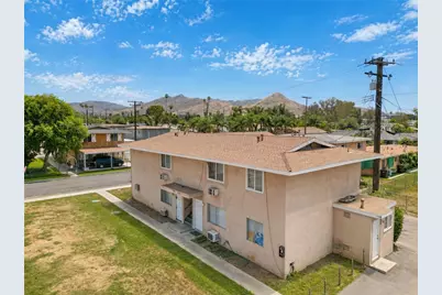 421 Devener, Riverside, CA 92507 - Photo 3