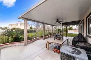 16422 Empire Lakes Ct, Fontana, CA 92336 - Photo 35