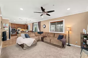 16422 Empire Lakes Ct, Fontana, CA 92336 - Photo 13