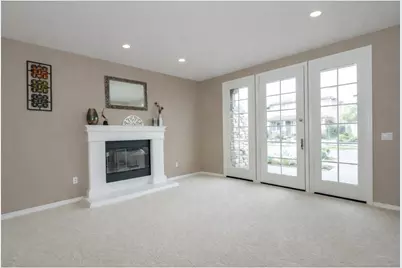 4073 Galapagos Way, Oxnard, CA 93035 - Photo 17