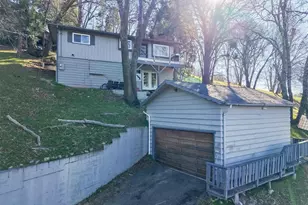 24691 Edelweiss Dr, Crestline, CA 92325 - Photo 1