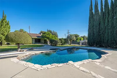 569 N Barranca Avenue, Glendora, CA 91741 - Photo 41