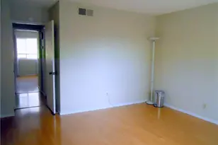 750 E 5th Street, Azusa, CA 91702 - Photo 19